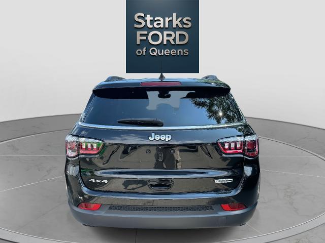 Photo of 2022 Diamond Black Jeep Compass