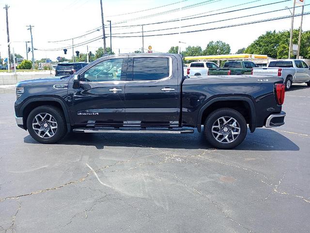 Photo of 2022 Gray GMC Sierra 1500