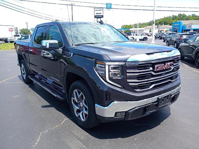 Photo of 2022 Gray GMC Sierra 1500