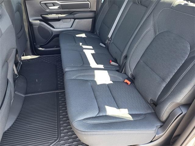 Photo of 2025 Granite Crystal Clearcoat Metallic RAM 1500