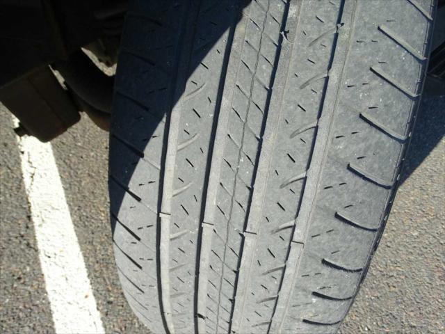 Photo of 2008 Vapor Silver Metallic Ford Explorer