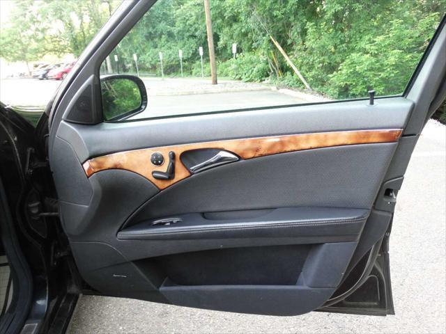 Photo of 2005 Black Mercedes-Benz E-Class