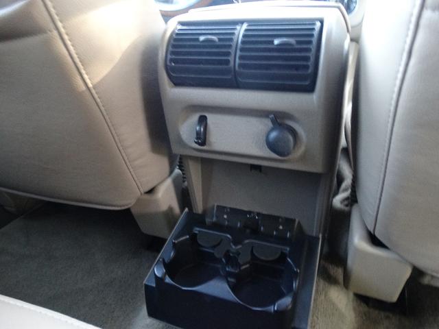Photo of 2003 gray Ford Explorer