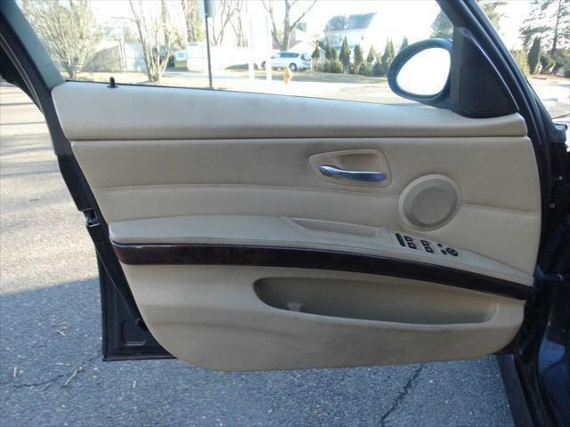 Photo of 2007 Black Sapphire Metallic BMW 328