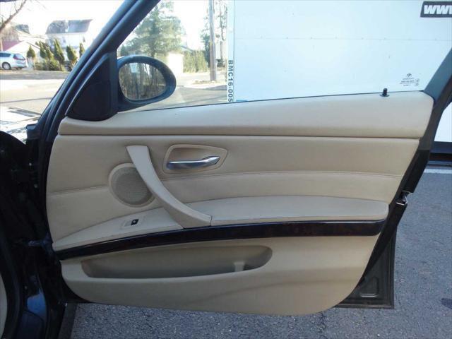 Photo of 2007 Black Sapphire Metallic BMW 328