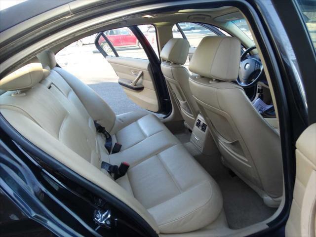 Photo of 2007 Black Sapphire Metallic BMW 328