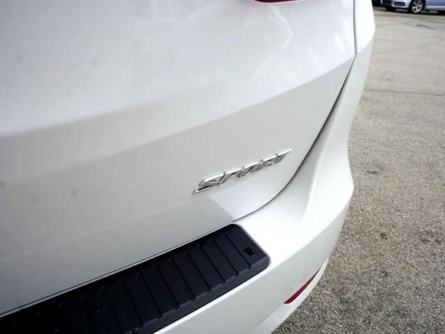 Photo of 2023 Platinum White Pearl Honda Odyssey