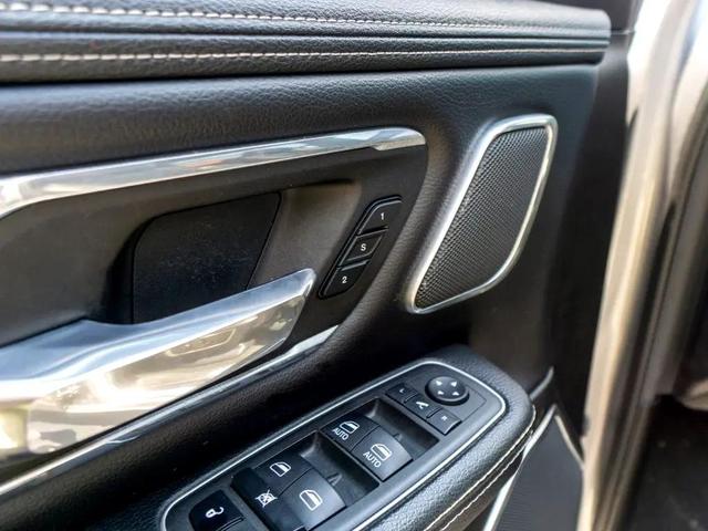 Photo of 2022 Billet Silver Metallic Clearcoat RAM 1500