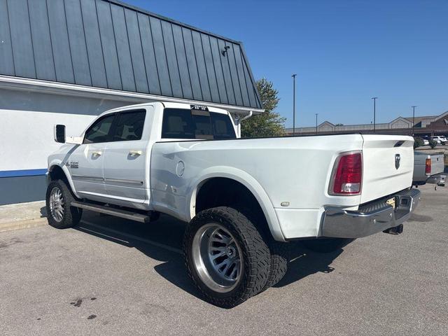 Photo of 2018 Bright White Clearcoat RAM 3500
