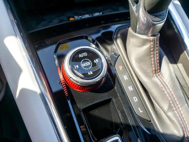 Photo of 2023 Red GMC Canyon