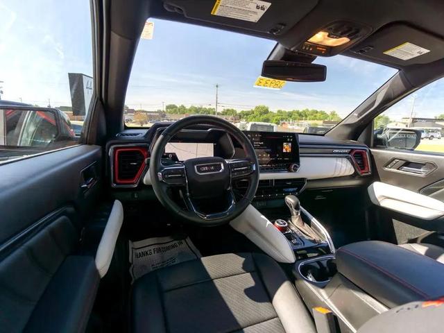 Photo of 2023 Red GMC Canyon