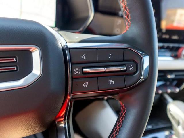 Photo of 2023 Red GMC Canyon