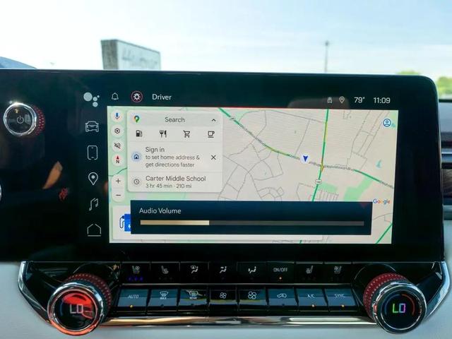 Photo of 2023 Red GMC Canyon