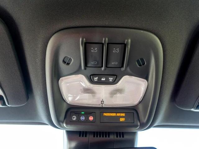 Photo of 2023 Red GMC Canyon