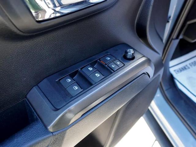 Photo of 2020 Gray Toyota Tacoma