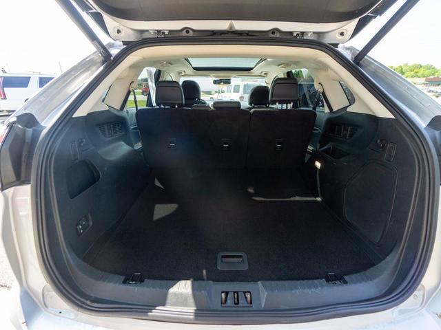 Photo of 2018 Ingot Silver Metallic Ford Edge