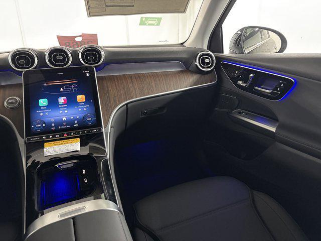 Photo of 2025 Black Mercedes-Benz GLC 350e