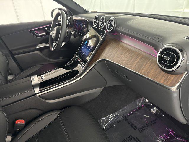 Photo of 2025 Black Mercedes-Benz GLC 300