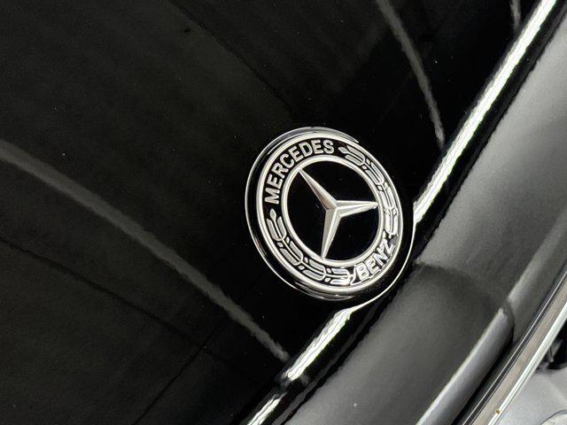 Photo of 2025 Black Mercedes-Benz GLC 300
