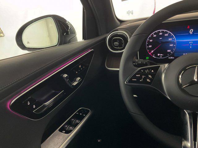 Photo of 2025 Black Mercedes-Benz GLC 300