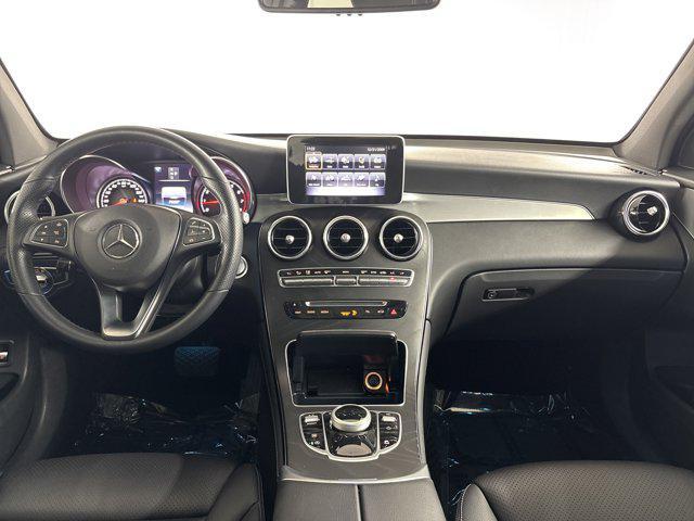 Photo of 2019 Silver Mercedes-Benz GLC 300