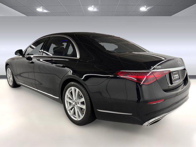 Photo of 2023 Black Mercedes-Benz S-Class