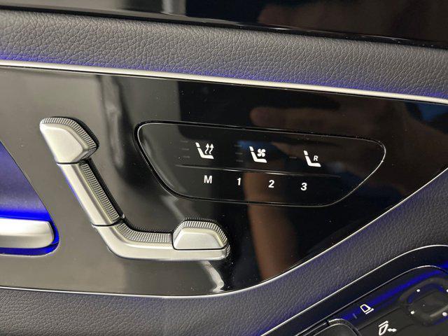 Photo of 2023 Black Mercedes-Benz S-Class