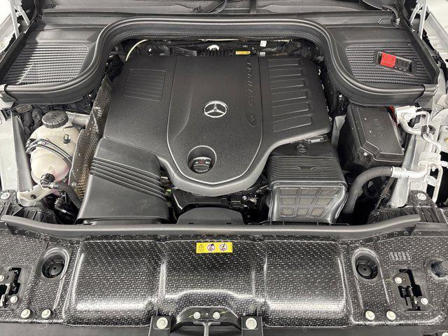 Photo of 2025 MANUFAKTUR Alpine Grey Mercedes-Benz GLE 450