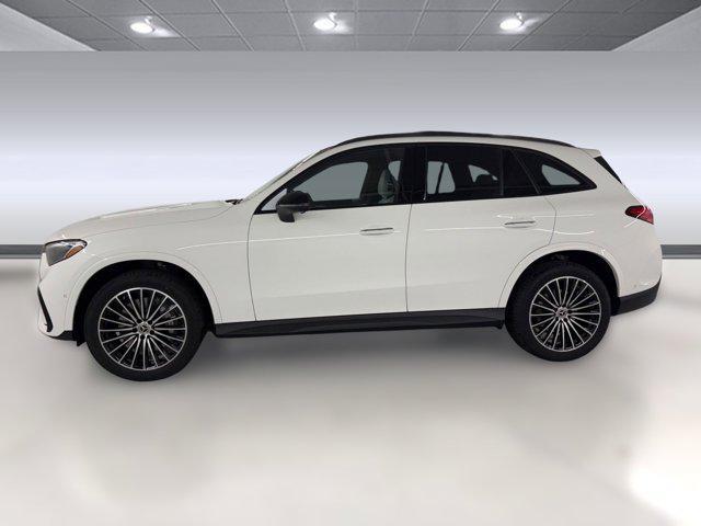 Photo of 2026 Polar White Mercedes-Benz GLC 300