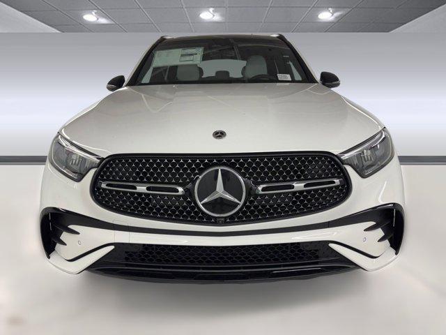 Photo of 2026 Polar White Mercedes-Benz GLC 300
