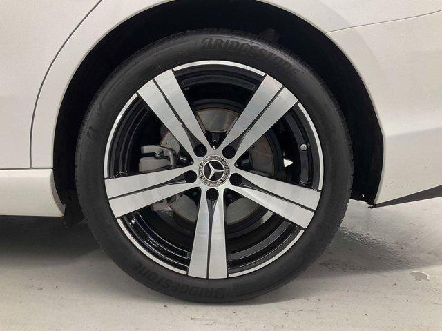 Photo of 2025 Polar White Mercedes-Benz C-Class
