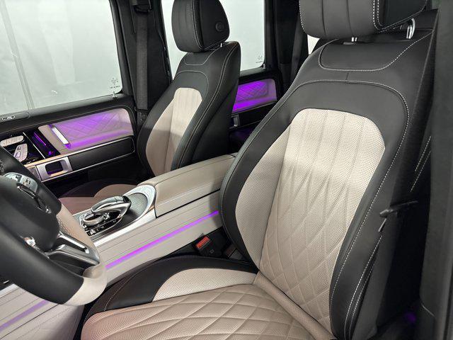 Photo of 2023 Silver Mercedes-Benz G-Class