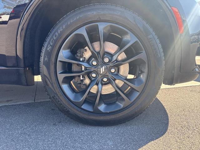 Photo of 2021 In-Violet Clearcoat Dodge Durango