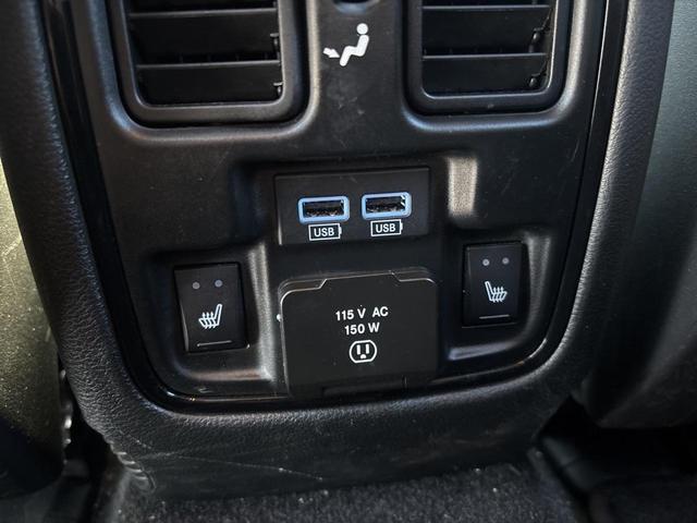 Photo of 2021 In-Violet Clearcoat Dodge Durango