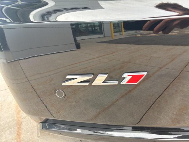 Photo of 2018 Black Chevrolet Camaro
