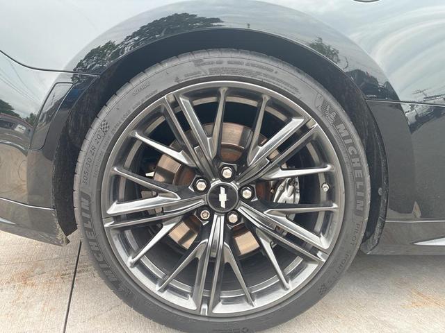 Photo of 2018 Black Chevrolet Camaro