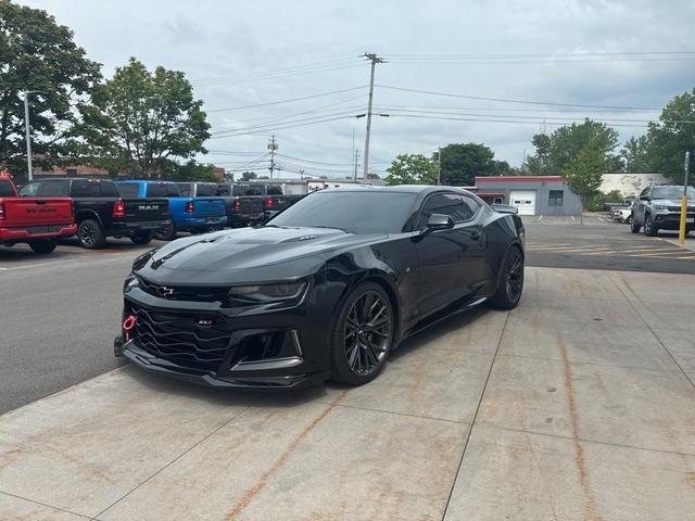 Photo of 2018 Black Chevrolet Camaro