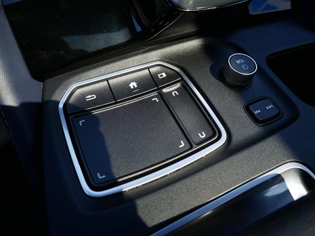 Photo of 2024 Lunar Silver Metallic Acura MDX