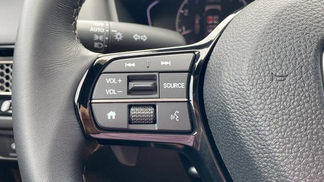 Photo of 2025 Urban Gray Pearl Honda Civic