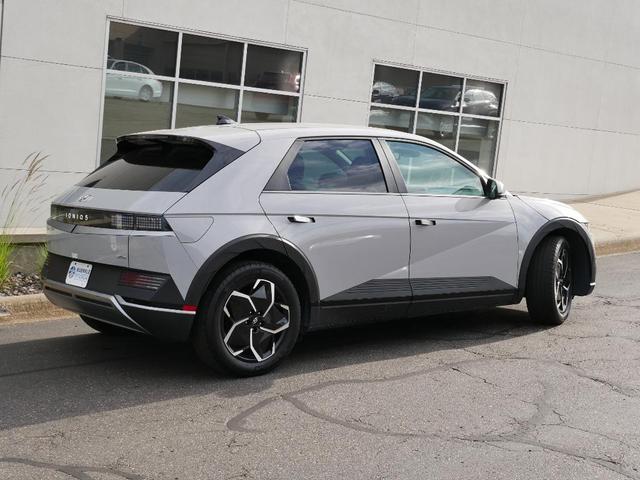 Photo of 2024 Cyber Gray Hyundai IONIQ 5