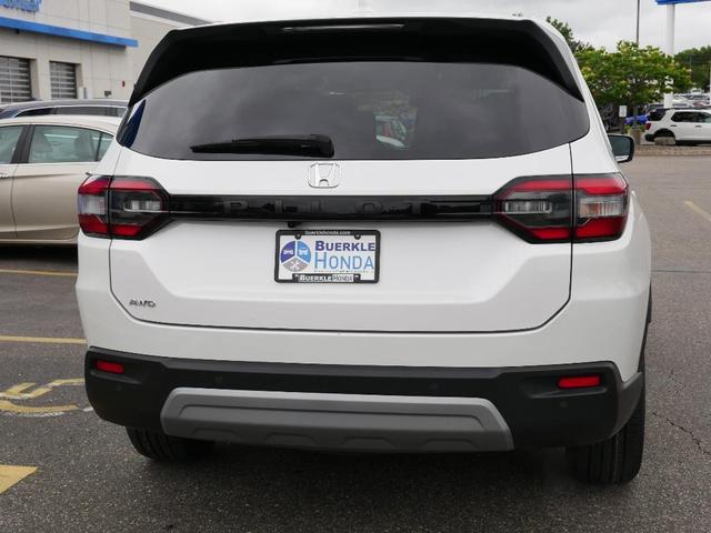 Photo of 2024 Platinum White Pearl Honda Pilot