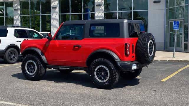 Photo of 2024 Hot Pepper Red Metallic Tinted Clearcoat Ford Bronco