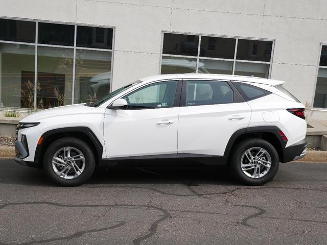 Photo of 2025 Serenity White Pearl Hyundai TUCSON