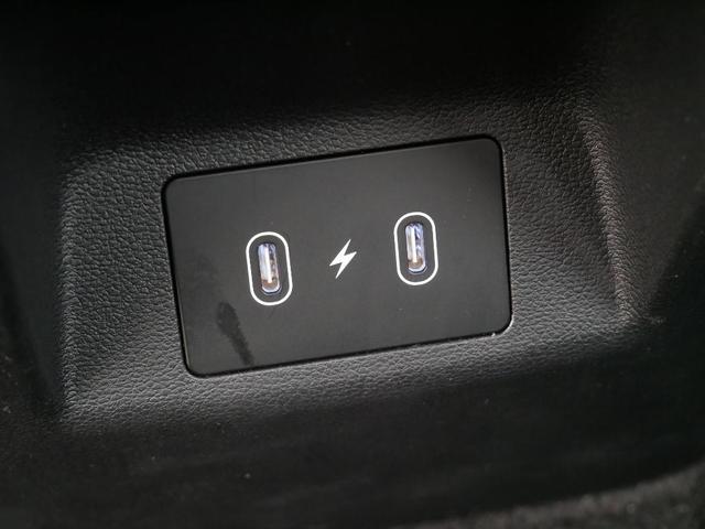 Photo of 2025 Serenity White Pearl Hyundai TUCSON