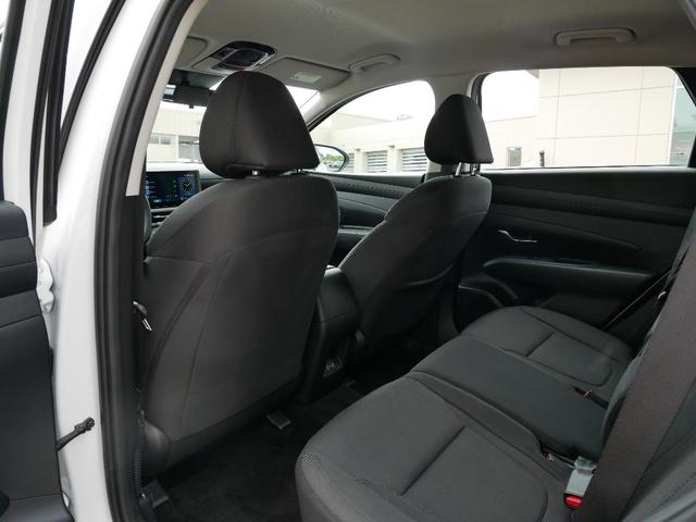 Photo of 2025 Serenity White Pearl Hyundai TUCSON