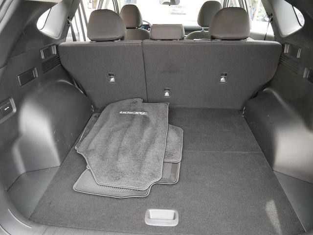 Photo of 2025 Serenity White Pearl Hyundai TUCSON