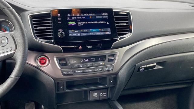 Photo of 2022 Platinum White Pearl Honda Pilot