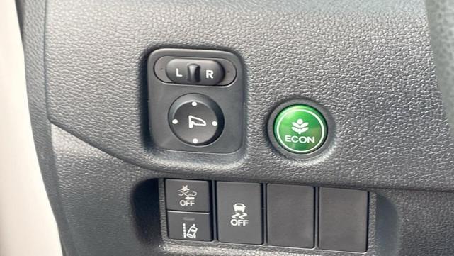 Photo of 2022 Platinum White Pearl Honda Pilot
