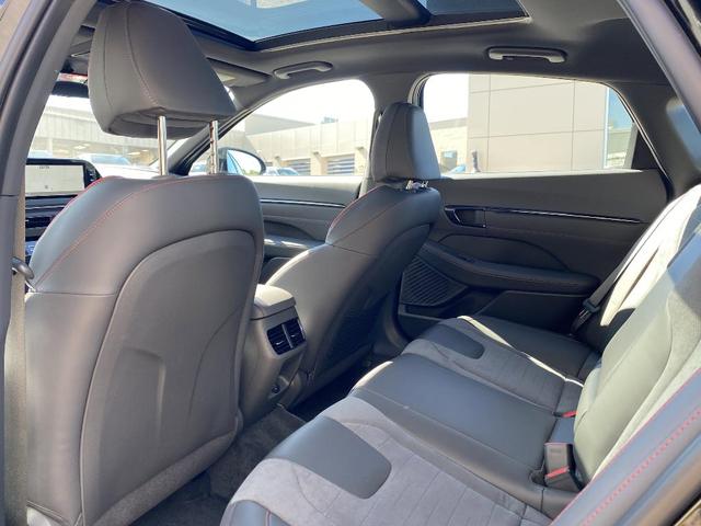 Photo of 2023 Onyx Black Hyundai SONATA