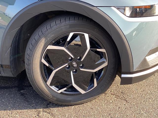 Photo of 2024 Teal Hyundai IONIQ 5